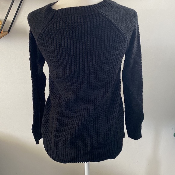 Black sweater - Picture 4 of 5